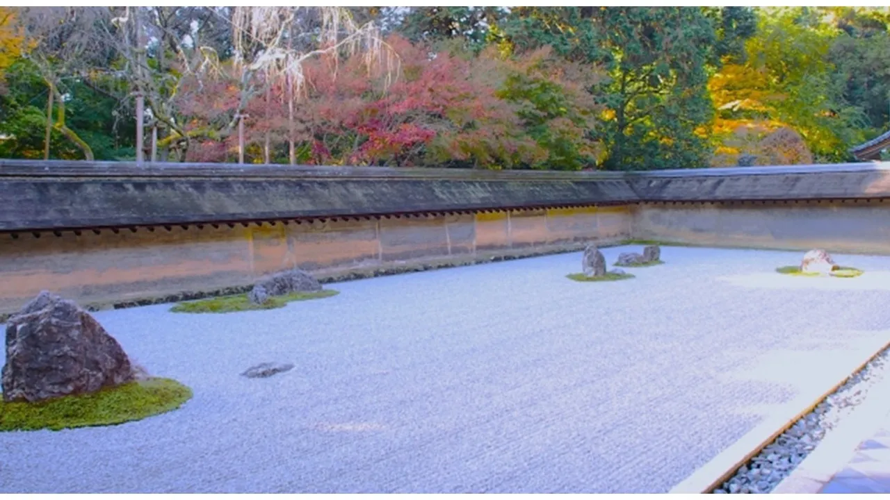 【国内ボードゲーム】枯山水 枯山水庭園最著名的例子之一是京都的龍安寺石庭，石頭的配置也被稱為